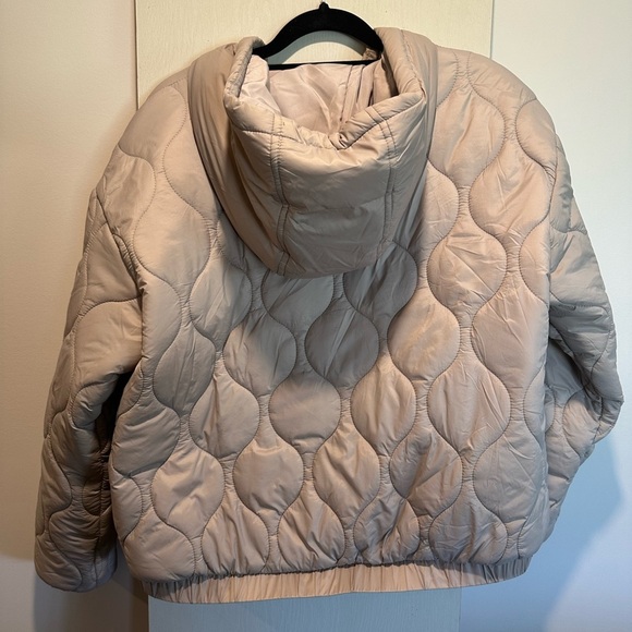 Calvin Klein Jeans Tan Quilted Puffer Jacket - Picture 3 of 3